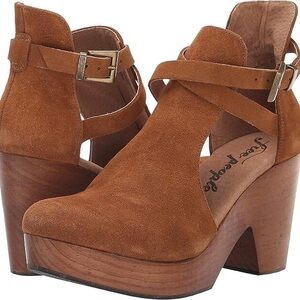 Free People Cedar Clog Sz 40